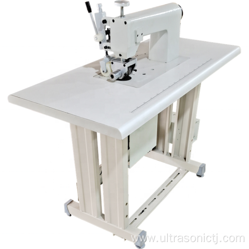 Ultrasonic tablecloth embossing and hemming machine in continuous operation